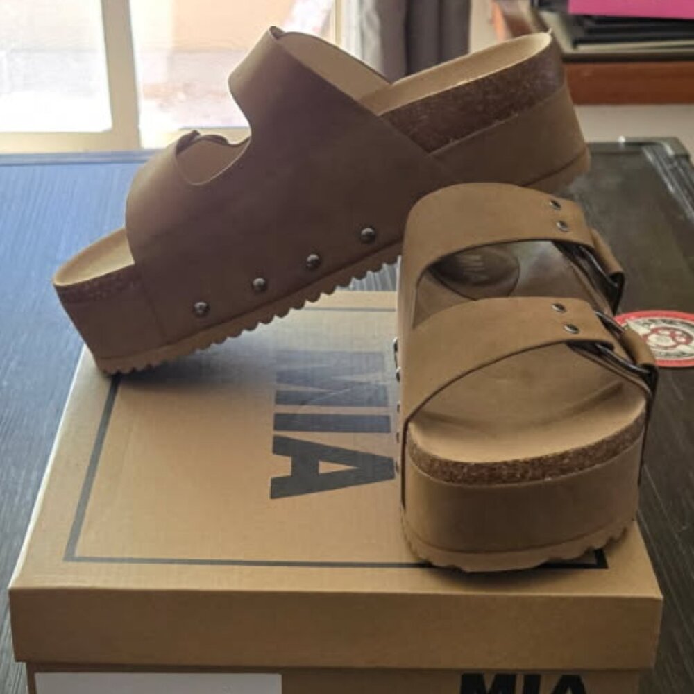 Mia Britt Platform Slide Sandal